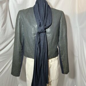 BCBGMAXAZRIA Women's Gray faux Leather Size M Attached Scarf Jacket/ Blazer
